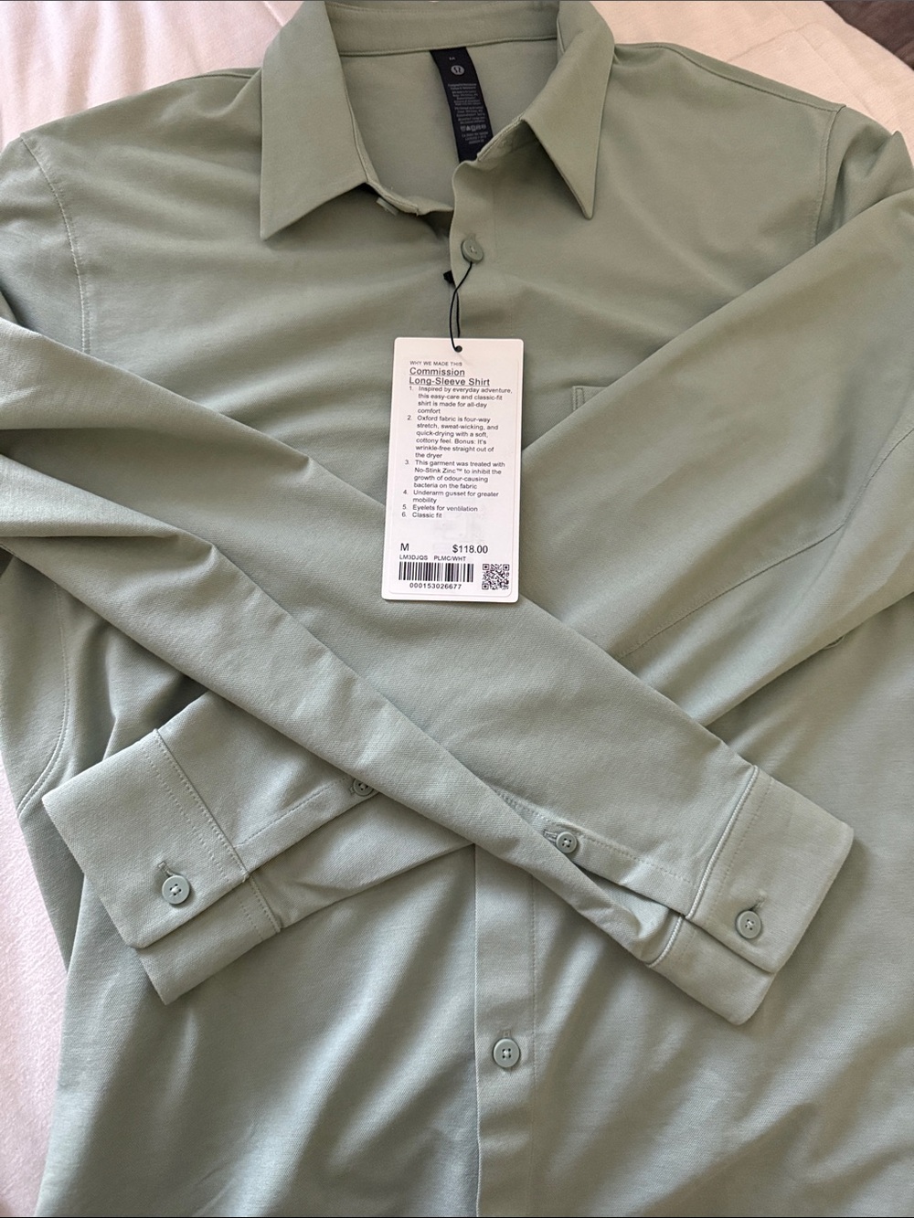 lululemon athletica Men's Sage Green Casual Button-Down Shirt - Picture 3 of 4